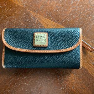 Dooney & Bourke Pebble Collection Continental Clutch Wallet